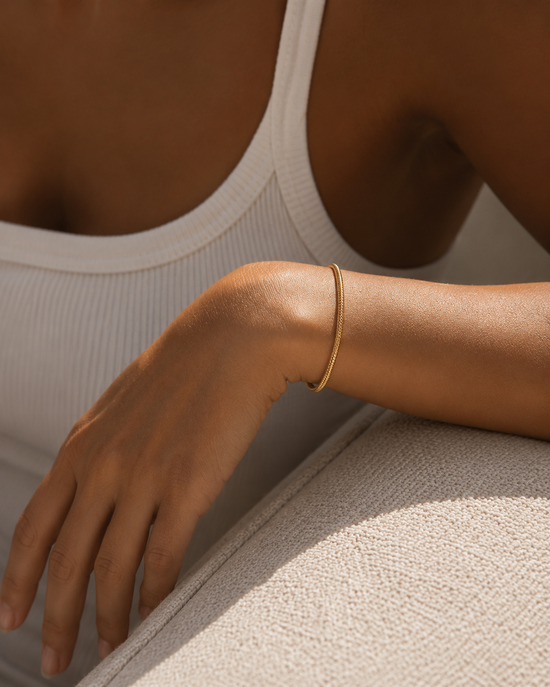 Stacking Round Herringbone Bracelet, 18k Gold – view 4