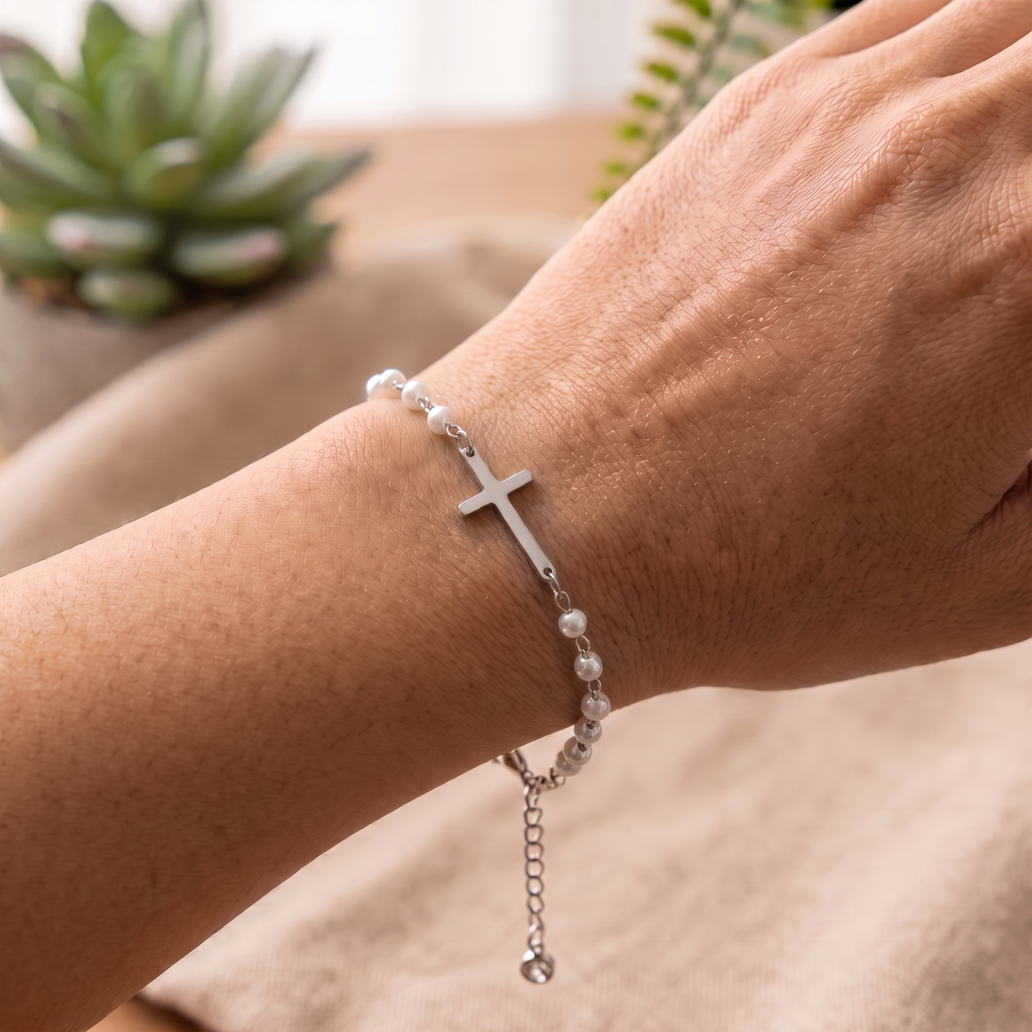 Elora Pearl Bracelet